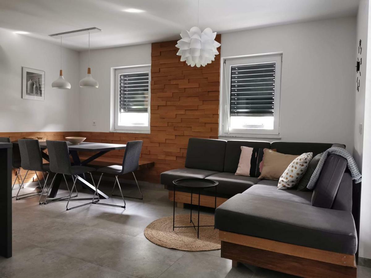 Brand New House Luna Блед Екстер'єр фото